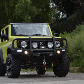 Defensa delantera Ironman 4×4 para Jimny con espacio para Winch