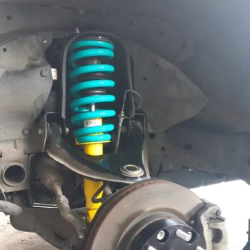 Suspensión para Mitsubishi L200 Dobinsons de 2 pulgadas