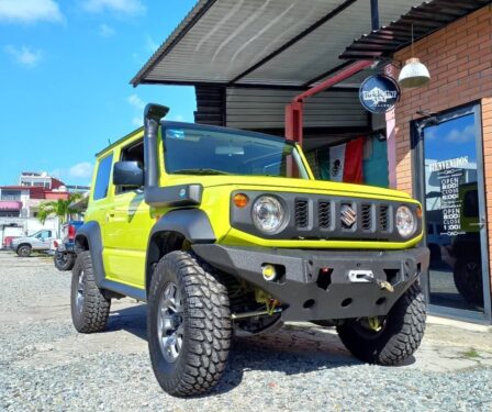 Defensa para Jimny con base para Winch