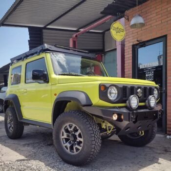 Defensa delantera con base de winch para Suzuki Jimny