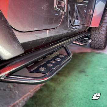 Estribos tubulares para Jeep Wrangler JK Unlimited 4 puertas