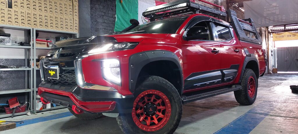 como se ve la L200 con suspension Ironman4x4