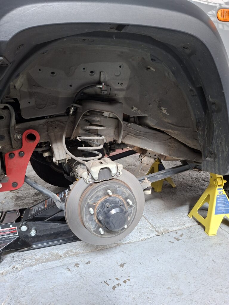 Como es la suspensión original del Jimny