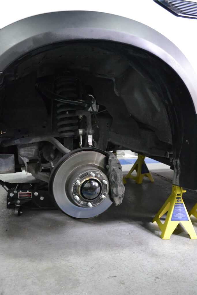 Suspension original de Jac Frison T9