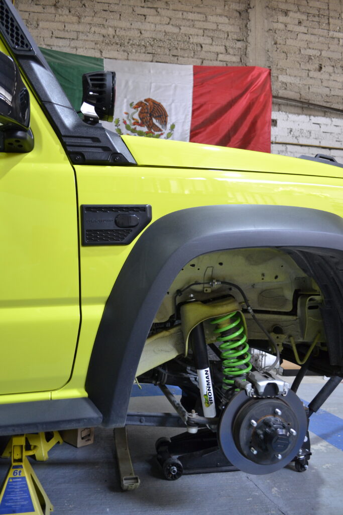 Suspension de 2 pulgadas para Jimny