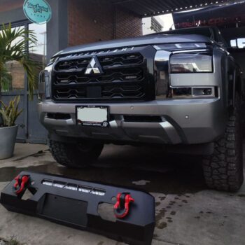 Defensa central para Mitsubishi L200 2025