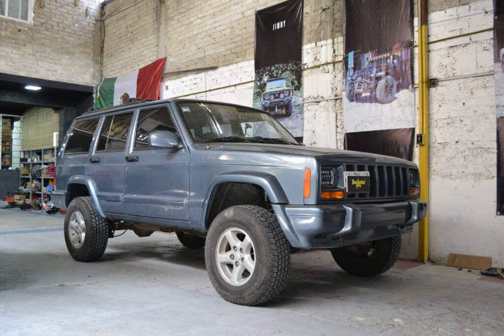 Proyercto de Cherokee en restauracion