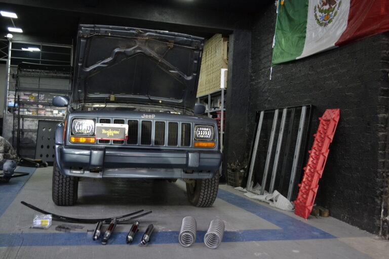 Lee más sobre el artículo Cherokee Sport 1999 Renace con Nueva Suspensión