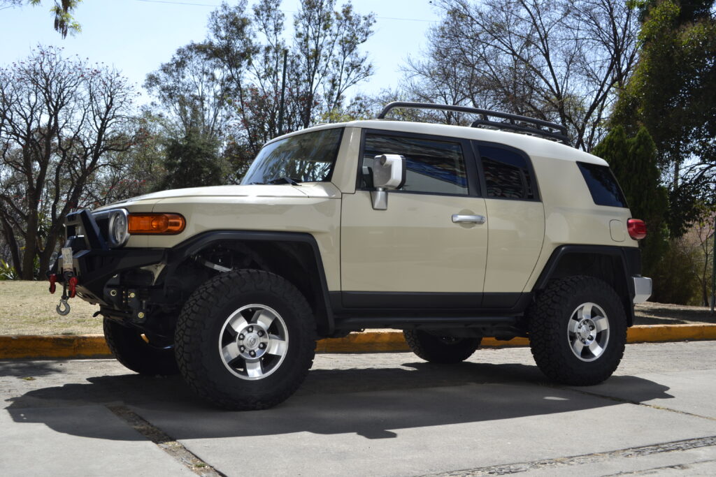 FJ Cruiser Equipada