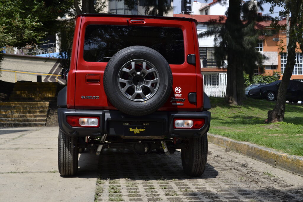 Jimny preparado para rutas offroad