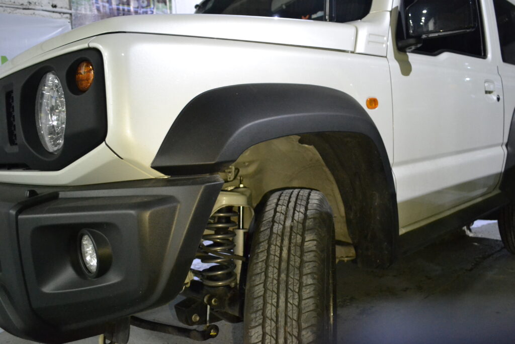 Juego de amortiguadores y resortes para Jimny