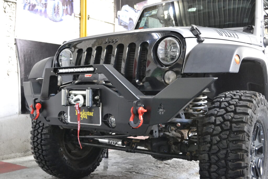 defensa delantera para Jeep